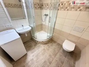 Pronájem bytu 1+1, Praha - Smíchov, Drtinova, 27 m2