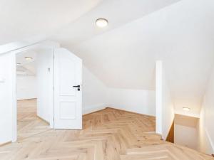 Prodej bytu 4+kk, Praha - Vršovice, Žitomírská, 120 m2