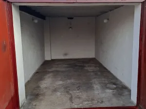 Prodej garáže, Hradec Králové, Čajkovského, 17 m2