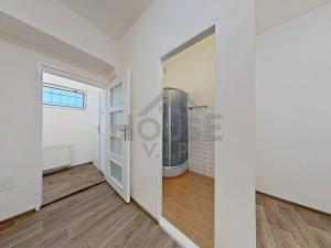 Prodej bytu 1+1, Praha - Žižkov, Husitská, 30 m2