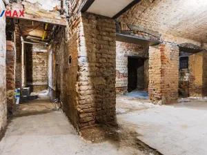 Pronájem obchodního prostoru, Praha - Žižkov, Seifertova, 100 m2