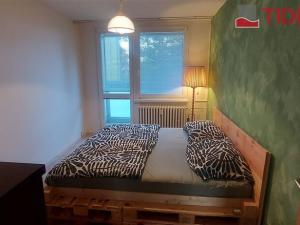 Pronájem bytu 3+1, Praha, Kunešova, 80 m2