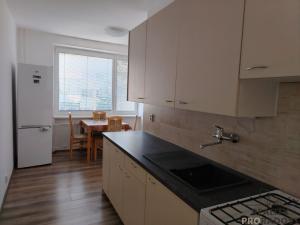 Pronájem bytu 2+1, Znojmo, Pražská, 51 m2