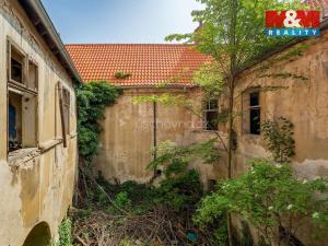 Prodej historického objektu, Zvoleněves, 5000 m2