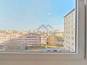 Prodej bytu 2+1, Praha - Řepy, Laudova, 42 m2