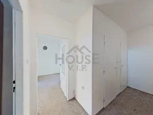 Prodej bytu 2+1, Praha - Řepy, Laudova, 42 m2