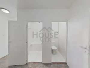 Prodej bytu 2+1, Praha - Řepy, Laudova, 42 m2