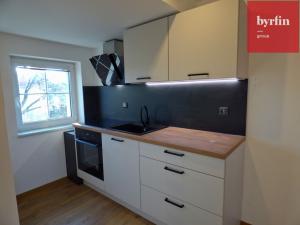 Pronájem bytu 2+kk, Opava, Na Dolním poli, 42 m2