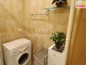 Pronájem bytu 2+1, Židlochovice, náměstí Míru, 51 m2