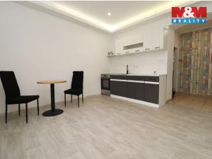 Pronájem bytu 1+1, Karlovy Vary - Rybáře, Sokolovská, 35 m2