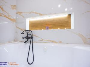 Prodej bytu 3+1, Šumperk, 8. května, 74 m2