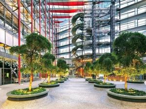 Pronájem kanceláře, Praha - Karlín, Karolinská, 1552 m2