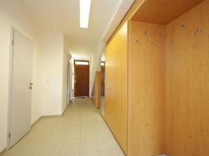 Pronájem kanceláře, Praha - Smíchov, Štefánikova, 63 m2