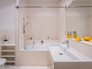 Pronájem bytu 2+kk, Praha - Staré Město, Na Perštýně, 73 m2