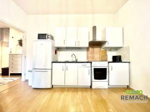 Pronájem bytu 2+kk, Zlín, Lorencova, 55 m2