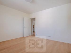 Pronájem bytu 3+kk, Praha - Libeň, Na Okrouhlíku, 74 m2