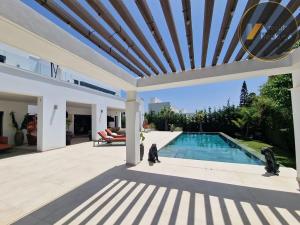 Prodej vily, Marbella, Španělsko, 552 m2