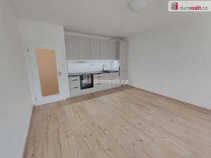Pronájem bytu 2+kk, Praha - Kbely, Sedlářova, 54 m2