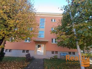 Prodej bytu 2+1, Otrokovice, Školní, 55 m2