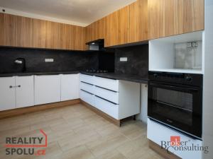 Pronájem rodinného domu, Okřesaneč, 155 m2