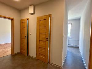 Pronájem bytu 2+1, Cheb, V Zahradách, 54 m2