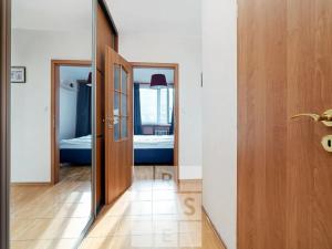 Prodej bytu 2+kk, Praha - Nusle, Pujmanové, 40 m2