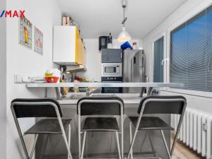 Prodej bytu 3+1, Strakonice - Strakonice I, Zvolenská, 65 m2