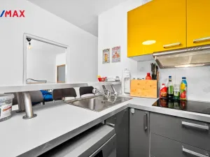 Prodej bytu 3+1, Strakonice - Strakonice I, Zvolenská, 65 m2