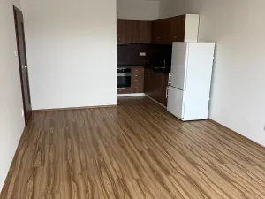 Pronájem bytu 2+kk, Hluboká nad Vltavou, Selská pole, 50 m2