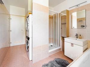 Prodej bytu 3+1, České Budějovice, Dubenská, 77 m2