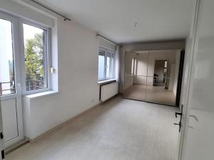 Pronájem bytu 3+1, Plzeň, Pod Záhorskem, 100 m2