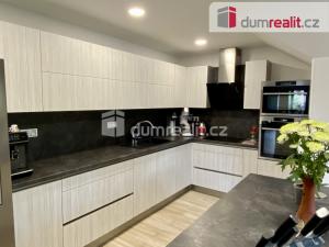 Pronájem činžovního domu, Mariánské Lázně - Hamrníky, třída Vítězství, 400 m2