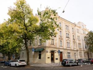 Pronájem bytu 2+kk, Praha - Vinohrady, Na Kozačce, 52 m2