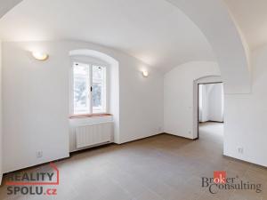 Pronájem obchodního prostoru, Jihlava, Čajkovského, 131 m2