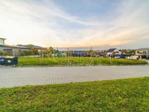 Prodej pozemku pro bydlení, Mělník, Včelařská, 863 m2