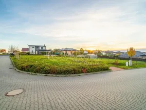 Prodej pozemku pro bydlení, Mělník, Včelařská, 863 m2