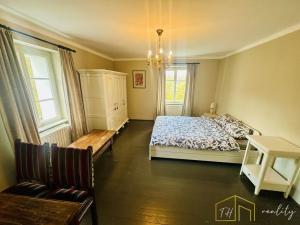 Prodej vícegeneračního domu, Třebušín, 750 m2