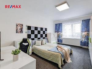 Prodej rodinného domu, České Velenice, Komenského, 247 m2