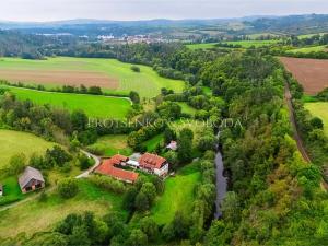 Prodej ubytování, Červená Lhota, 1220 m2