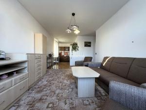 Prodej bytu 3+1, Slaný, Na Dolíkách, 69 m2