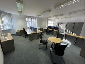 Pronájem kanceláře, Valašské Meziříčí, Poláškova, 250 m2