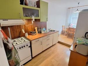 Prodej bytu 3+1, Teplice, Pražská, 68 m2