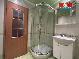 Pronájem bytu 1+kk, Ústí nad Labem - Krásné Březno, Obvodová, 31 m2