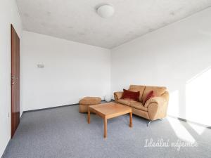 Pronájem bytu 2+1, Praha - Košíře, Pod Šmukýřkou, 61 m2