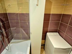 Pronájem bytu 2+1, Kralupy nad Vltavou - Lobeček, Dr. E. Beneše, 56 m2