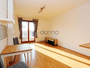 Pronájem bytu 2+kk, Praha - Malešice, Akademická, 56 m2