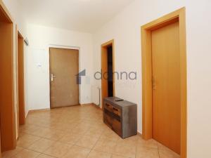Pronájem bytu 2+kk, Praha - Malešice, Akademická, 56 m2