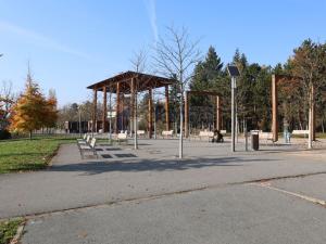 Pronájem bytu 2+kk, Praha - Malešice, Akademická, 56 m2