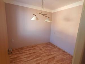 Pronájem bytu 3+1, Karlovy Vary, Raisova, 100 m2