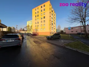 Prodej bytu 2+1, Chomutov, Vítězslava Nezvala, 49 m2